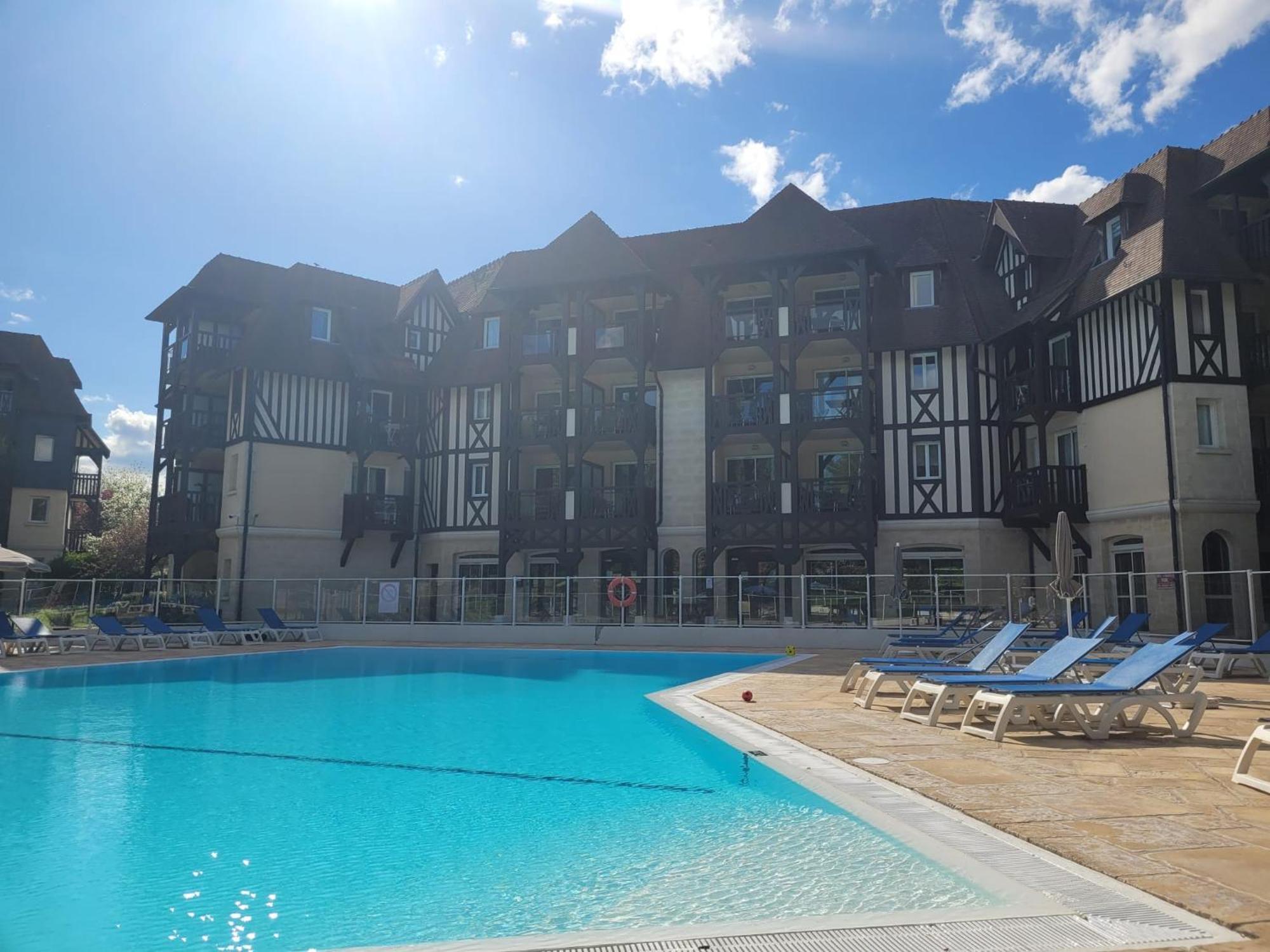 Magnifique Appartement 2 Pieces Довіль Екстер'єр фото